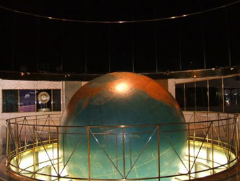 وظیفه روابط عمومی است تا به مدیران این هوشیاری و آگاهی را بدهد که در جامعه پیرامونی آنها چه می گذرد.